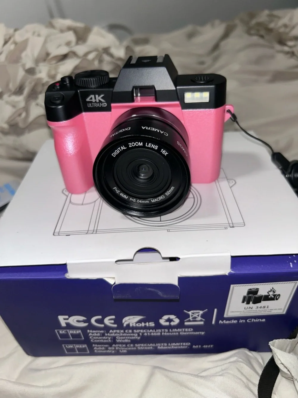 4K Ultra HD Pink Digital Camera with Interchangeable Lens